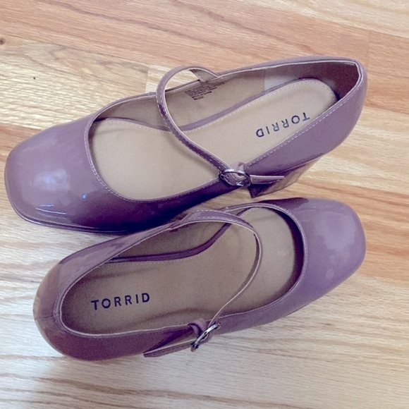 Torrid Patent Leather Mary Janes Pumps shoes Womens 10.5W Rose Balletcore chunky - Picture 3 of 11